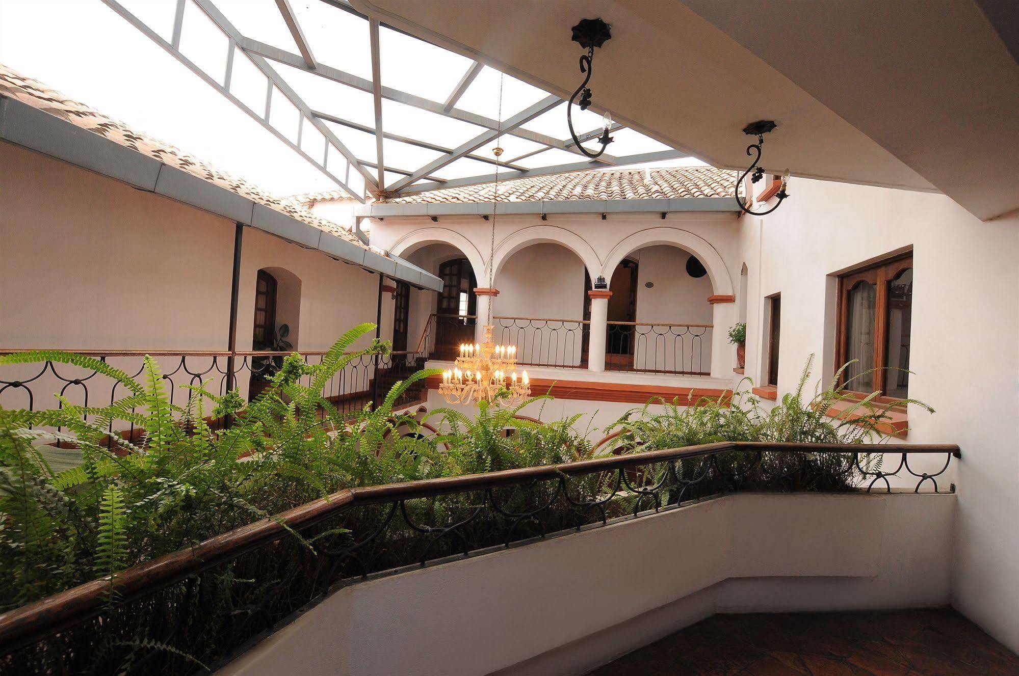 Hostal Recoleta Sur Sucre Esterno foto